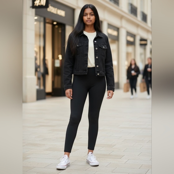 H&M Cropped Black Jean Jacket WORN ONLY 1 TIME FOR 3 HRS! - Picture 1 of 6